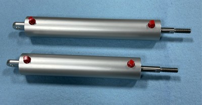 Main and Nose Cylinder.jpg